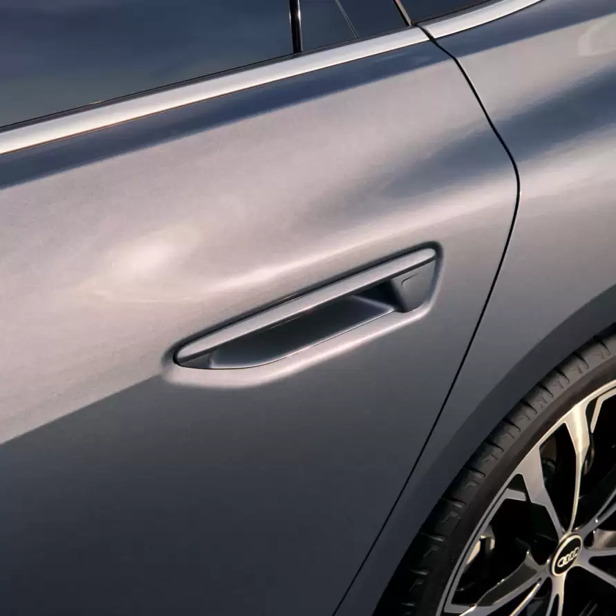 Audi A5 sedan exterior apertura