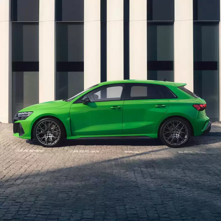 Audi RS3 exterior